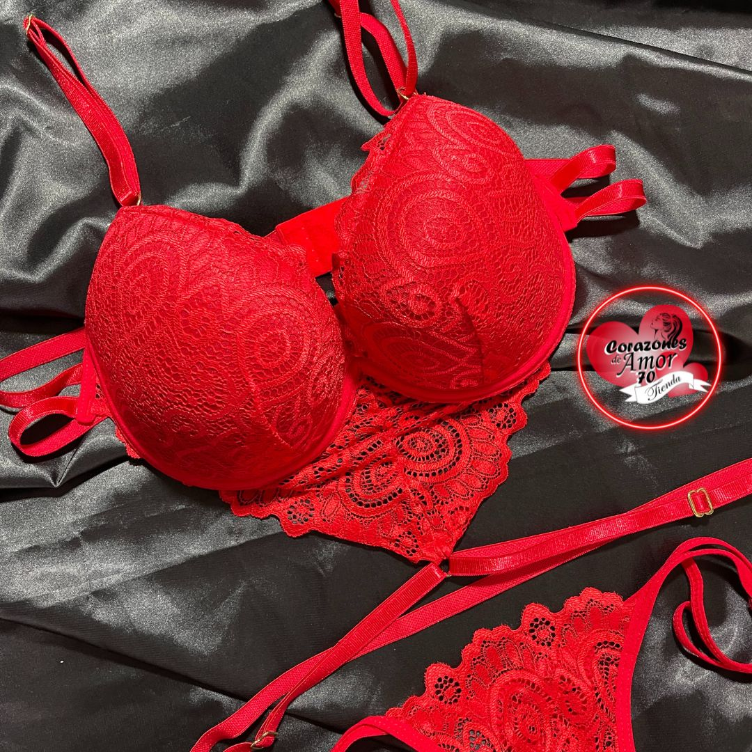 Conjunto Lencería Copa Donabella | Brasier Estructurado en Encaje + Tanga Sensual con Pago Contra Entrega en Colombia
